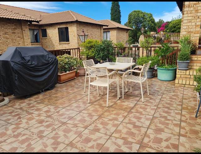 2 BEDROOM APARTMENT FOR SALE IN EASTLEIGH